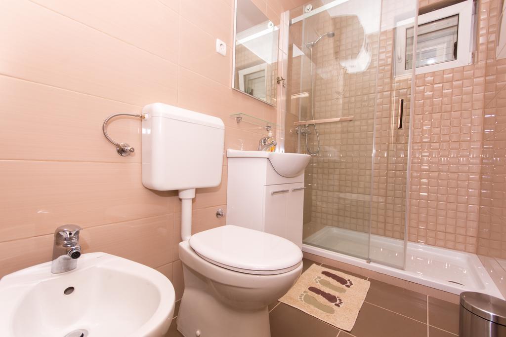 Apartment Tatinja *